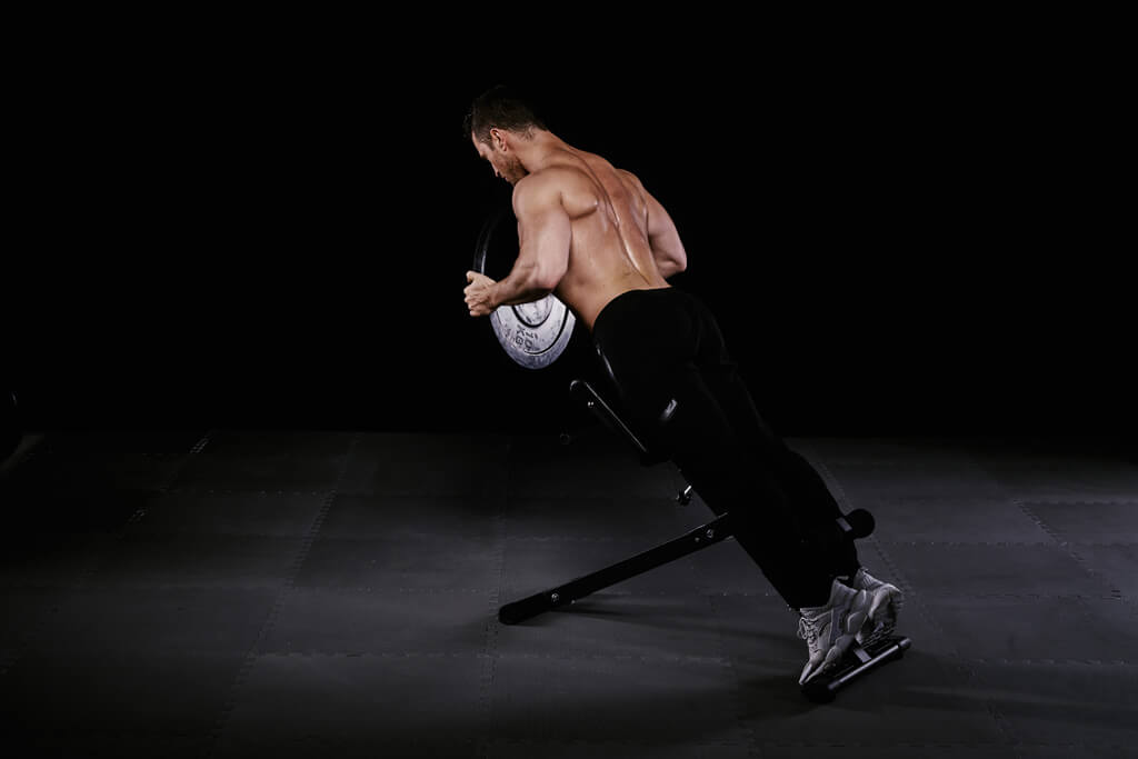 Selkätreeni ABC: Tehokas Ohjelma Salilla & Kotona