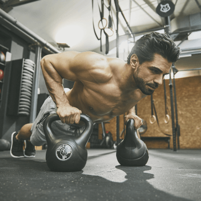 Ylävartalotreeni: Tehokas Ohjelma Voiman ja Massan Kasvatukseen