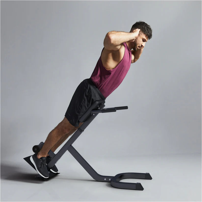 Säädettävä Selkäpenkki / Selkälihaslaite Tukikahvoilla 128x56x78-86cm Musta