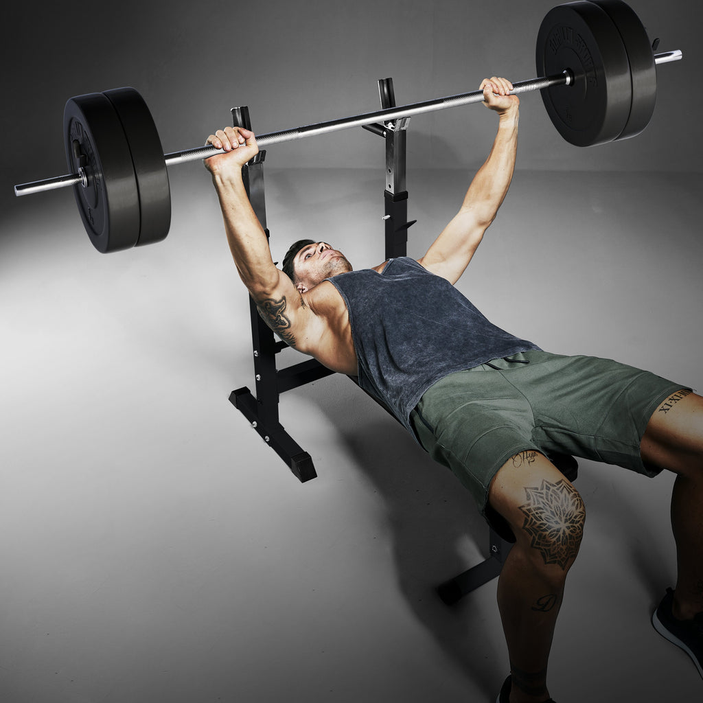 Säädettävä Painonnostopenkki Musta + Vinyylinen Ø 30mm Levytankosarja 40kg