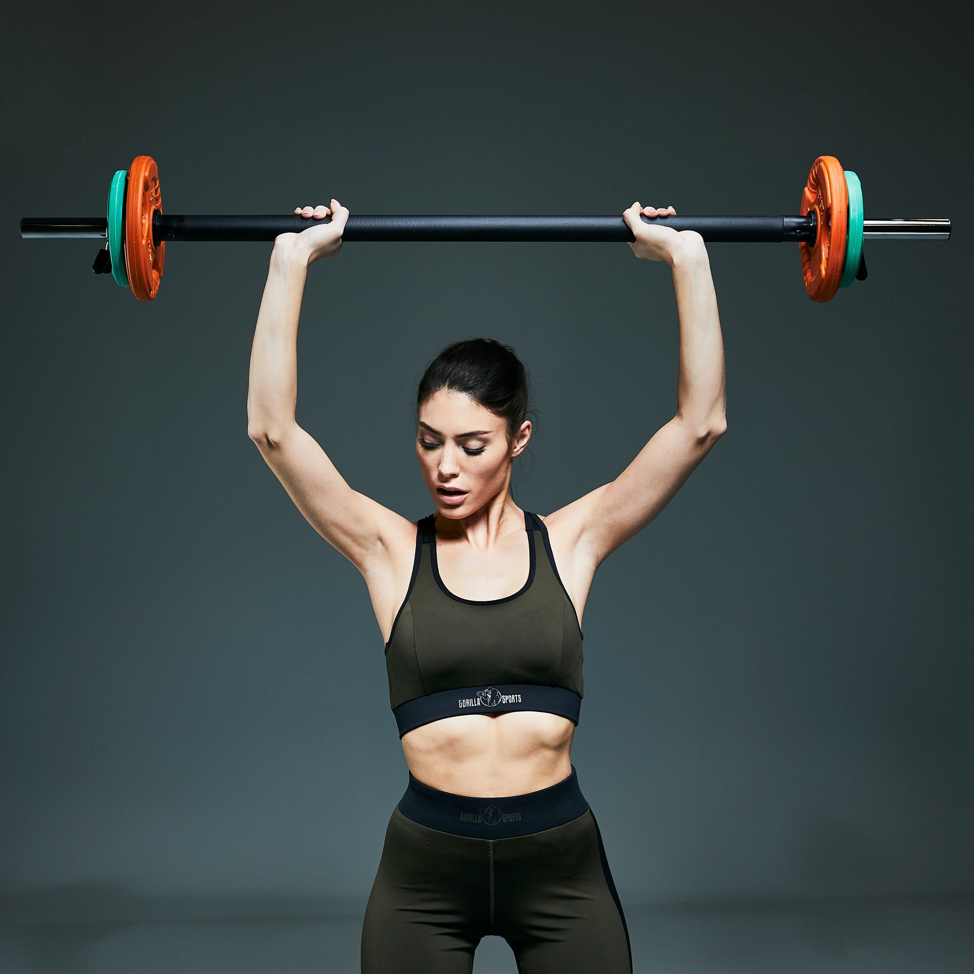 Kumipinnoitteiset Levypainot 19,3kg ja Pump Tanko Jousilukoilla 130cm, Ø 30mm, 2kg Musta