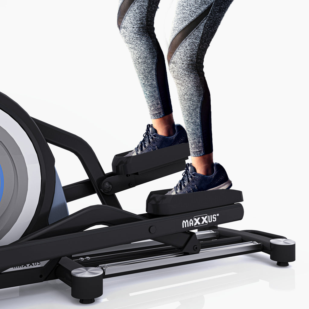 MAXXUS Crosstrainer CX 7.8 Magneettivastuksella 26kg Vauhtipyörällä