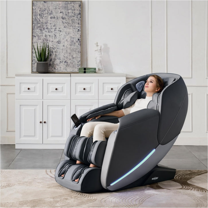 MX 10.0 Hierova Tuoli, Musta