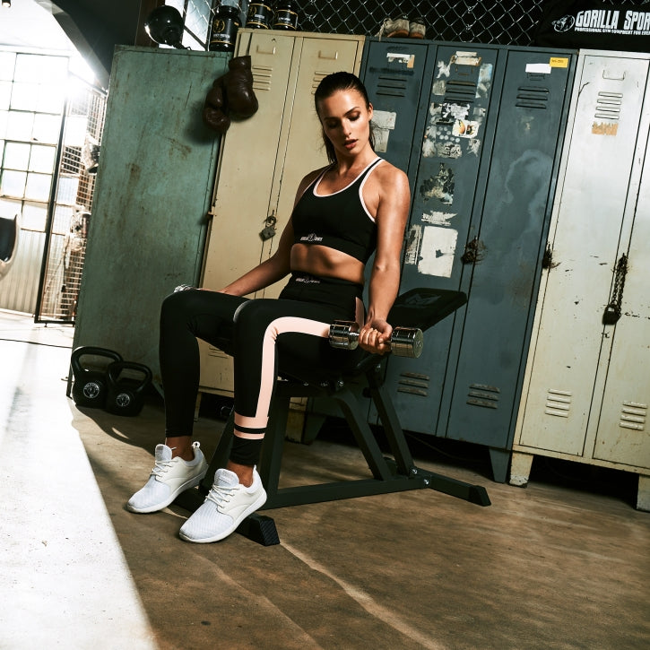 E-Sarja Säädettävä Vinopenkki / Treenipenkki 120x53,5x45-115cm Max. 200kg Musta