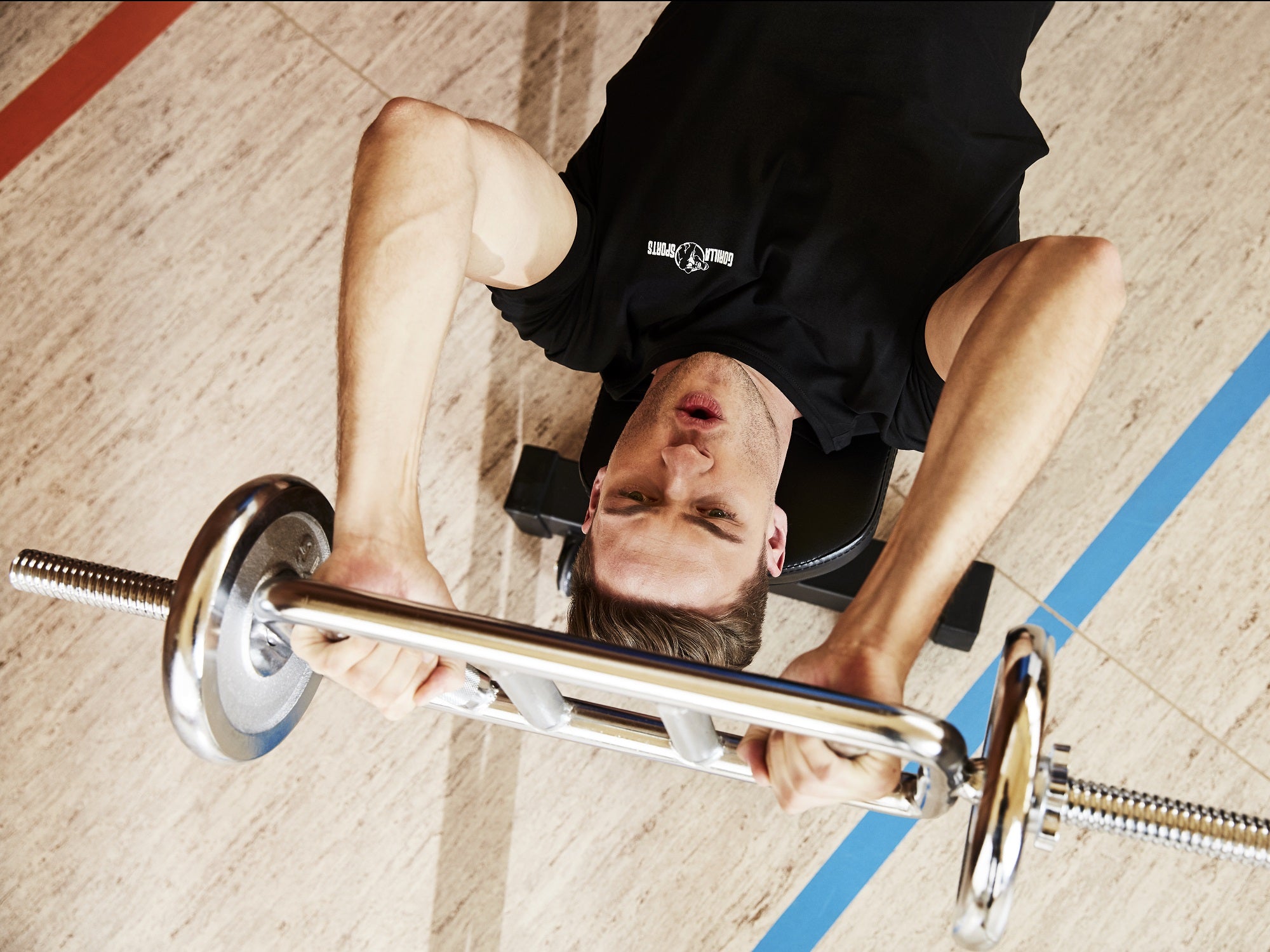 Ojentajatanko Viisto-ote / Swiss Bar Kierrelukoilla 86,5x18cm, Ø 30mm, 10kg Kromi