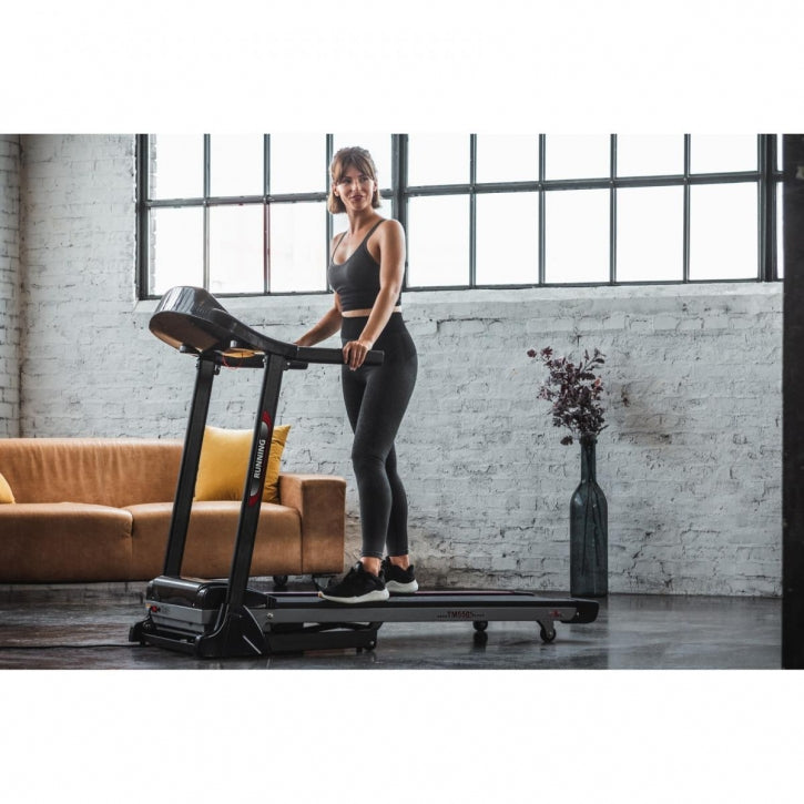 Juoksumatto Christopeit TM 550S – Kokoontaitettava, 15 km/h, Sykemittari & Kaltevuuden Säätö – max. 130 kg