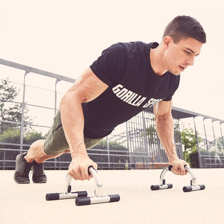 Punnerruskahvat Pehmusteella 2 kpl, Musta / Kromi, Max. 150 kg / puoli