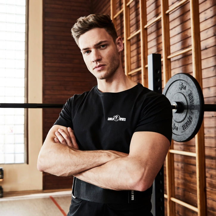 Kyykkyteline / Squat Rack – Säädettävä, Dippikahvat ja Turvaraudat, Max 400 kg